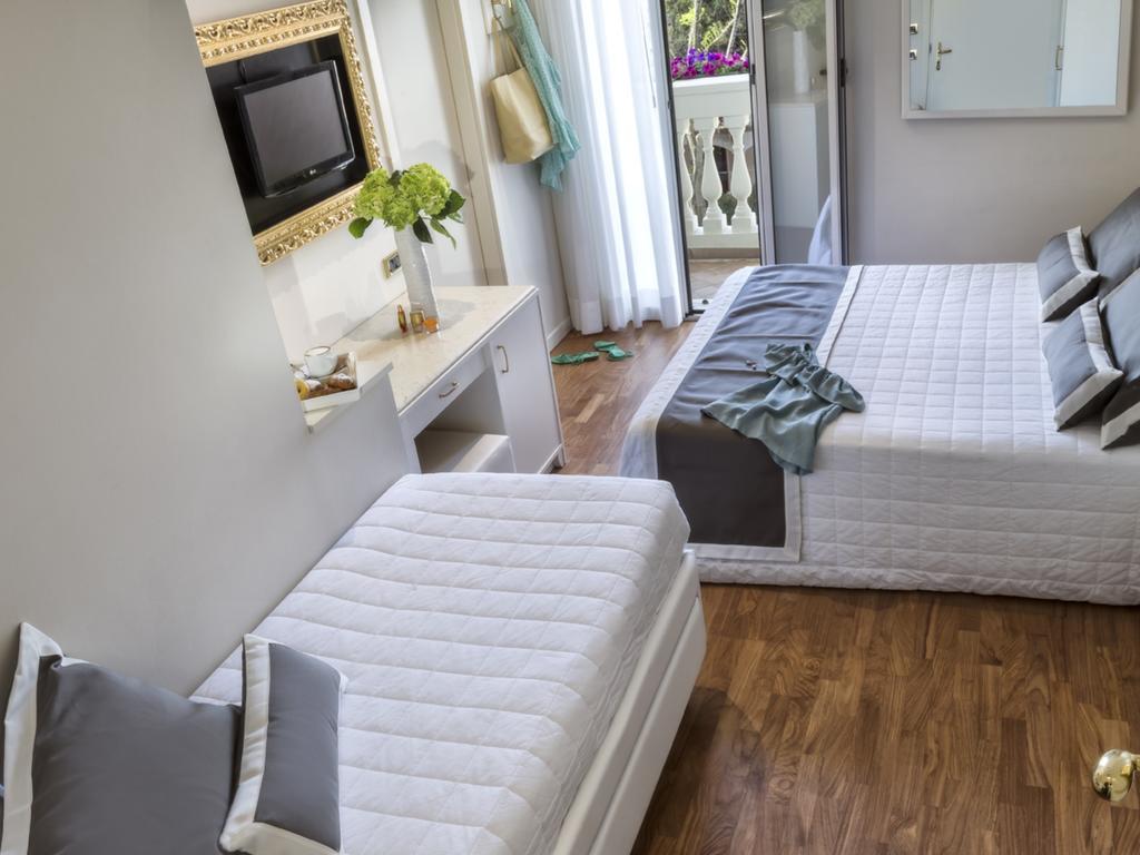 Novecento Suite Hotel 里乔内 外观 照片