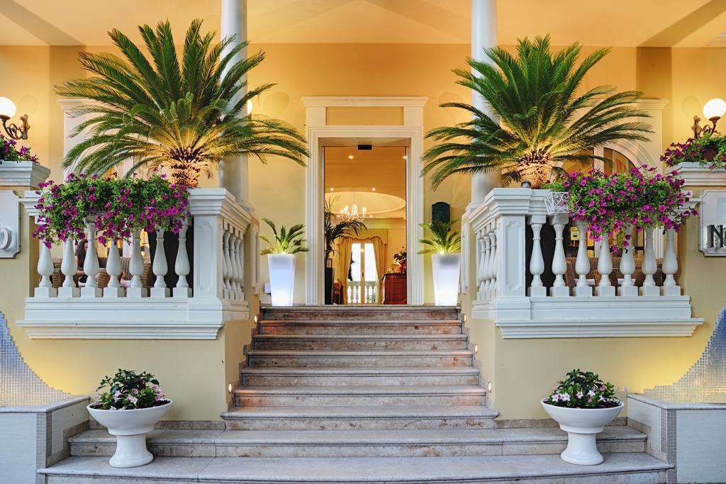 Novecento Suite Hotel 里乔内 外观 照片