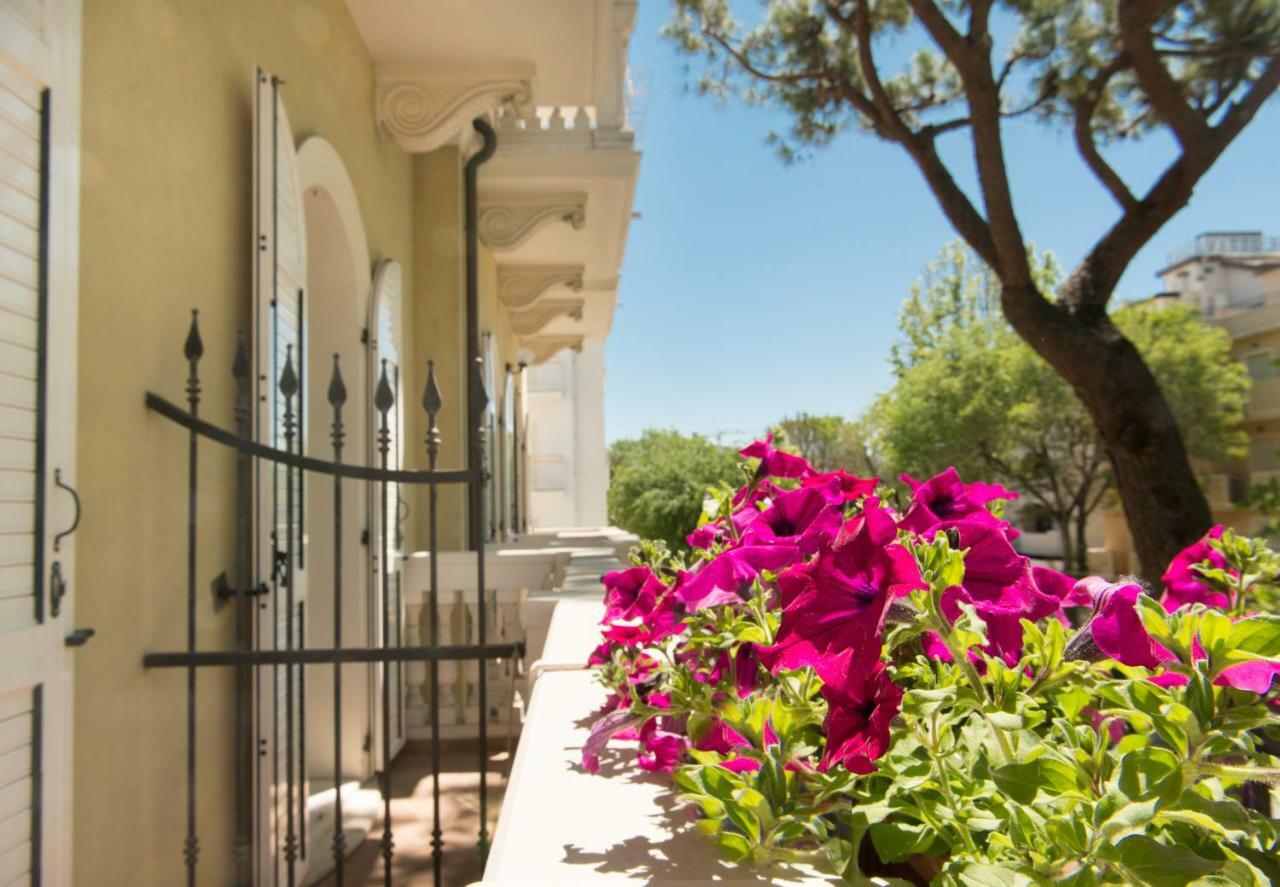 Novecento Suite Hotel 里乔内 外观 照片
